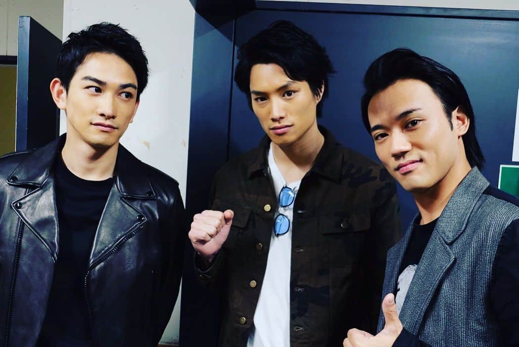 町田啓太さんのインスタグラム写真 - (町田啓太Instagram)「HiGH&LOW THE MOVIE3 FINAL MISSION 完成披露試写会！公開は11月11日、是非楽しみにしていてください！  #highlow  #髪切りました✂︎」11月2日 21時27分 - keita_machida_official