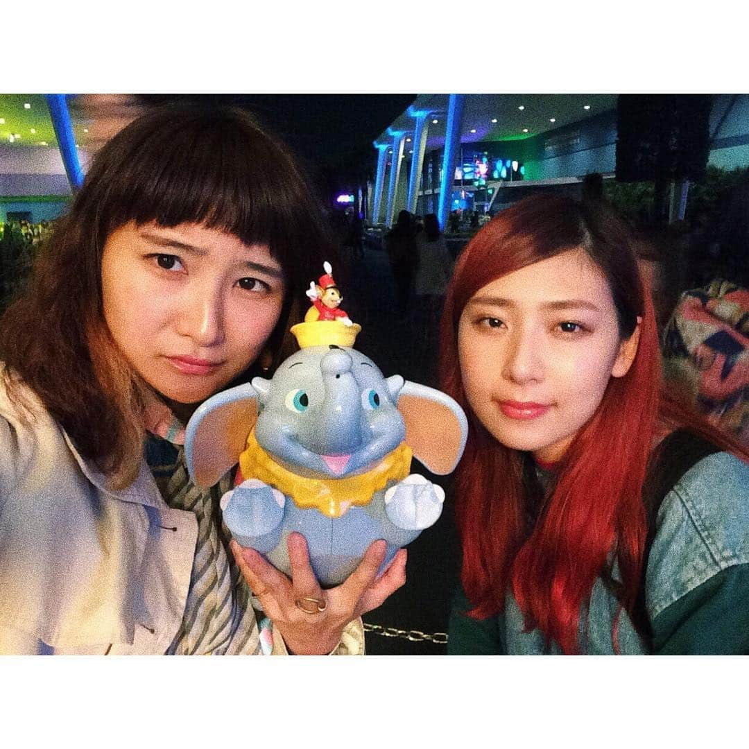 松尾レミさんのインスタグラム写真 - (松尾レミInstagram)「🐘🎪❤️ 久々のスペースマウンテン怖すぎて死ぬかと思った(スプラッシュは未だ乗れず、、絶叫系無理)」10月19日 15時37分 - remimatsuo