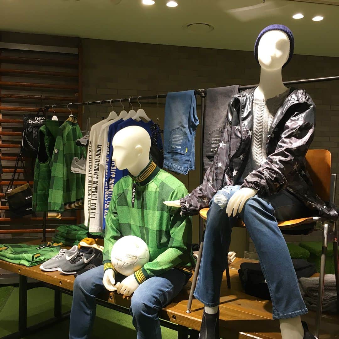 ニコアンドのグルメインスタ