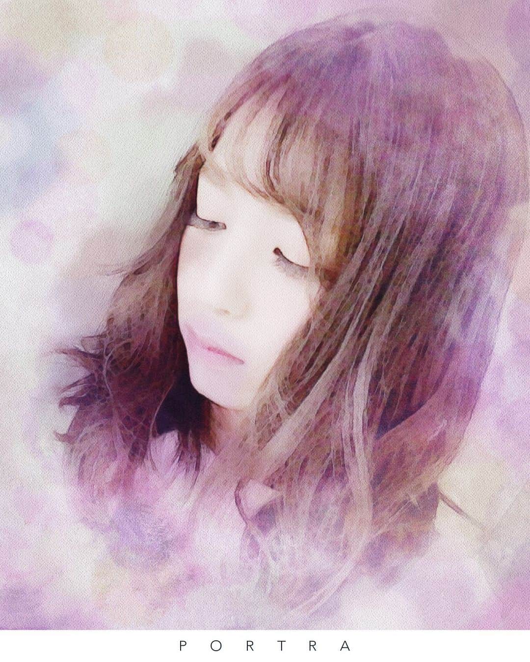 希志あいののインスタグラム：「このアプリ好き👍❤️ #PORTRA っていう写真加工アプリ📷 普通の写真もオシャレになる👏 #アプリ #水彩画風加工」