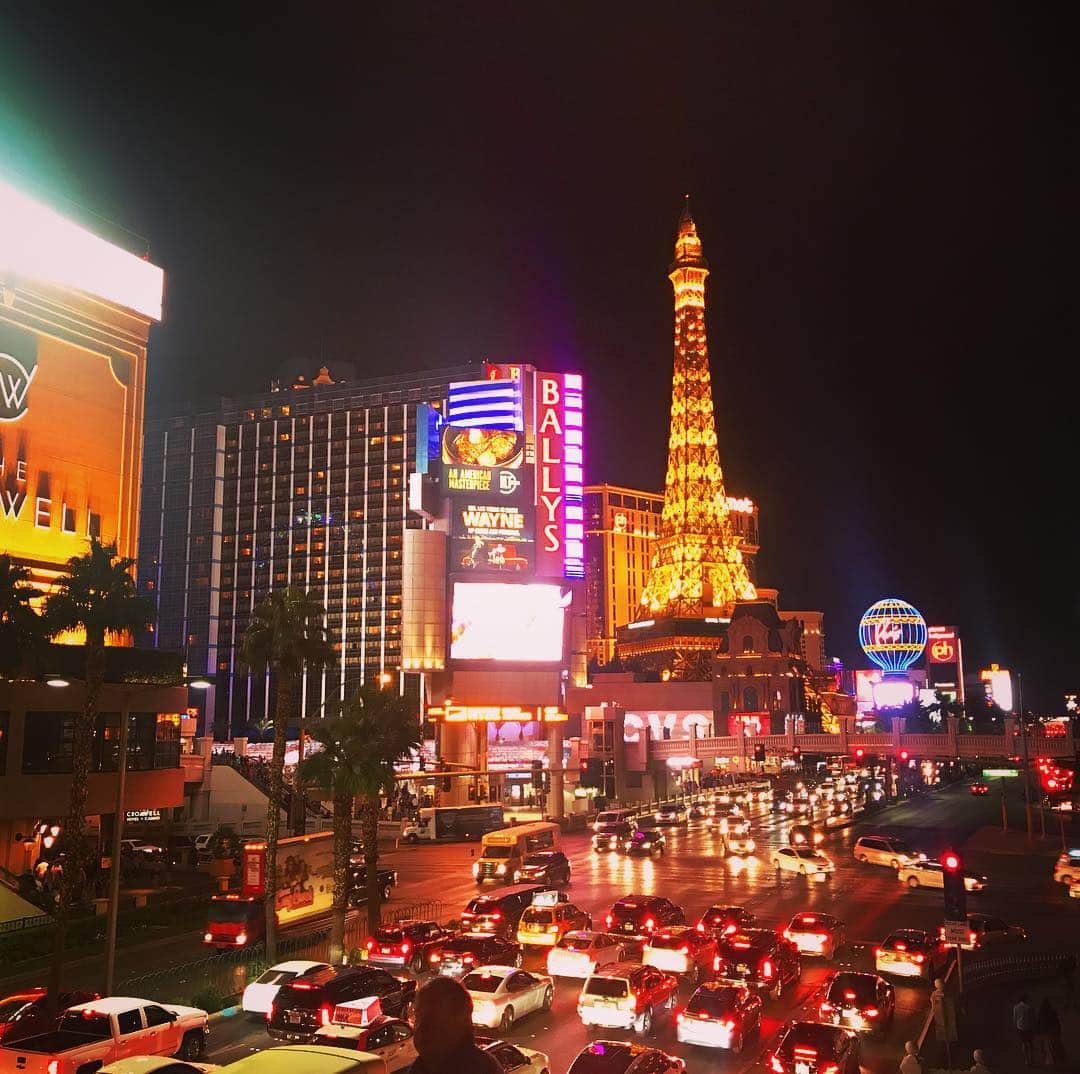 綾部祐二さんのインスタグラム写真 - (綾部祐二Instagram)「In Las Vegas for work .」10月22日 13時23分 - yujiayabe