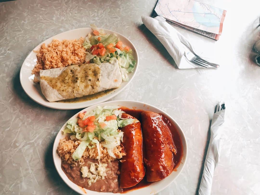 わちみなみのインスタグラム：「チキンエンチラーダ！ #ランチ #chicken #chickenenchilada #メキシカン」