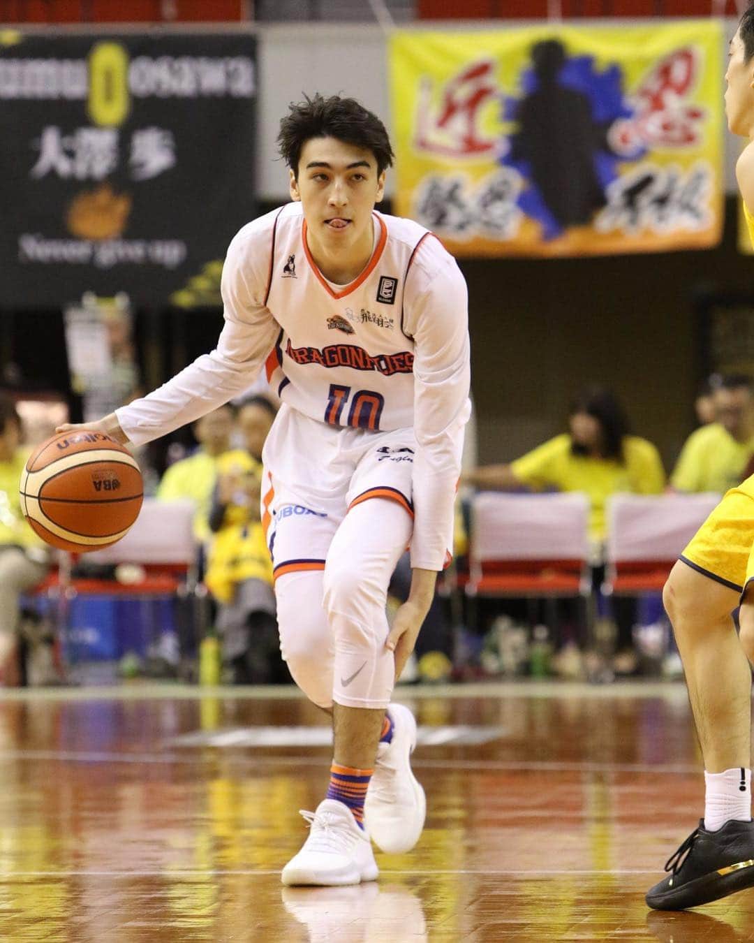 ハンターコートのインスタグラム：「trust tha process 🔑」