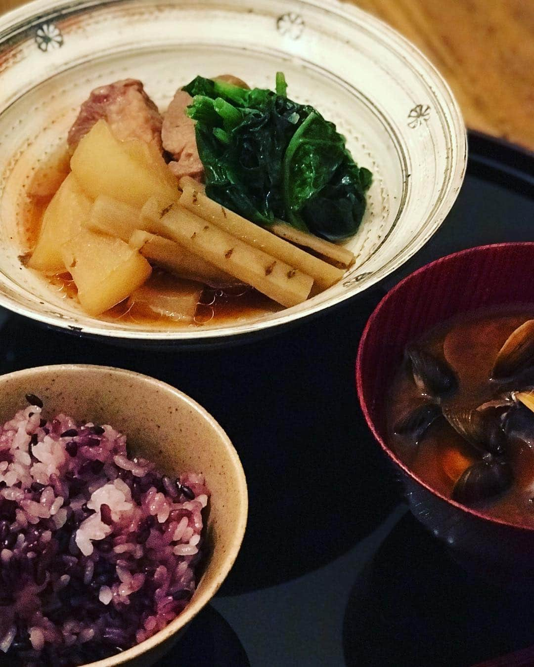 柴咲コウさんのインスタグラム写真 - (柴咲コウInstagram)「大根とごぼうと豚肉のビール煮 #柔らかい #こうつくる #beer #圧力鍋 #8分で完成 #koclass #asahi #晩ごはん #おうちごはん」10月24日 19時37分 - ko_shibasaki