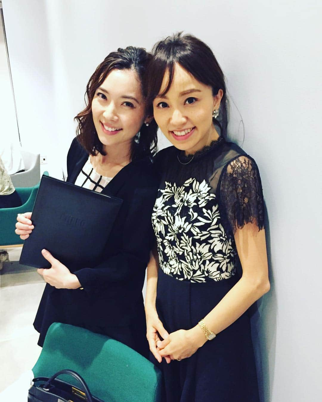 小川りかこさんのインスタグラム写真 - (小川りかこInstagram)「久しぶりに玲奈から連絡が😆 ご親戚のWedding Partyの司会をお願いしてくれました🤵👰 そんな大切な方のParty司会を頼んでくれて嬉しいな✨ 何年か振りに会えて良かった♡ おめでとう🎈  #weddingparty#Wedding#Party#結婚式#結婚披露宴#披露宴#結婚式司会#MC#spain#ENEKOtokyo#バスク #ENEKO#レストランウェディング#バスク料理#エネコ #エネコアチャ#エネコ東京」10月24日 22時45分 - rikakoogawa