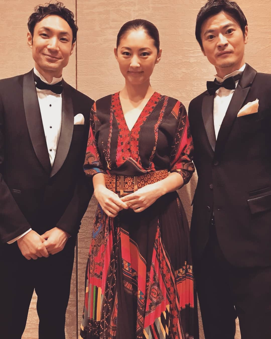 常盤貴子さんのインスタグラム写真 - (常盤貴子Instagram)「東京国際映画祭！！ 「花筐」の皆んなでレッドカーペットを歩けた幸せ💕 なんと、28日の上映チケットは2時間で完売だったらしい。  色も形も絶妙✨素敵なロングdressはETRO。 存在感がハンパないアクセサリーはGRAFF。  夢のような時間でしたぁ(^^)」10月26日 2時06分 - takakotokiwa_official