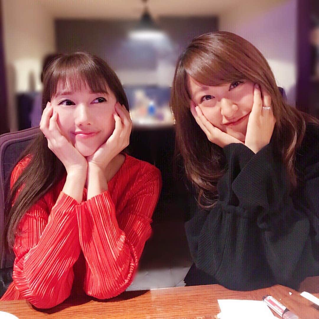 のインスタグラム：「おはようございます☀いい天気ー！ 昨日はとっても素敵な会でした^_^ 絢香ちゃんとも沢山話して楽しかった☺️私は思いきりハロプロ世代なので、ココナッツ娘聴いてたな〜。 * これから栃木でお仕事です✨ パワフルに頑張ってきまーす👌」