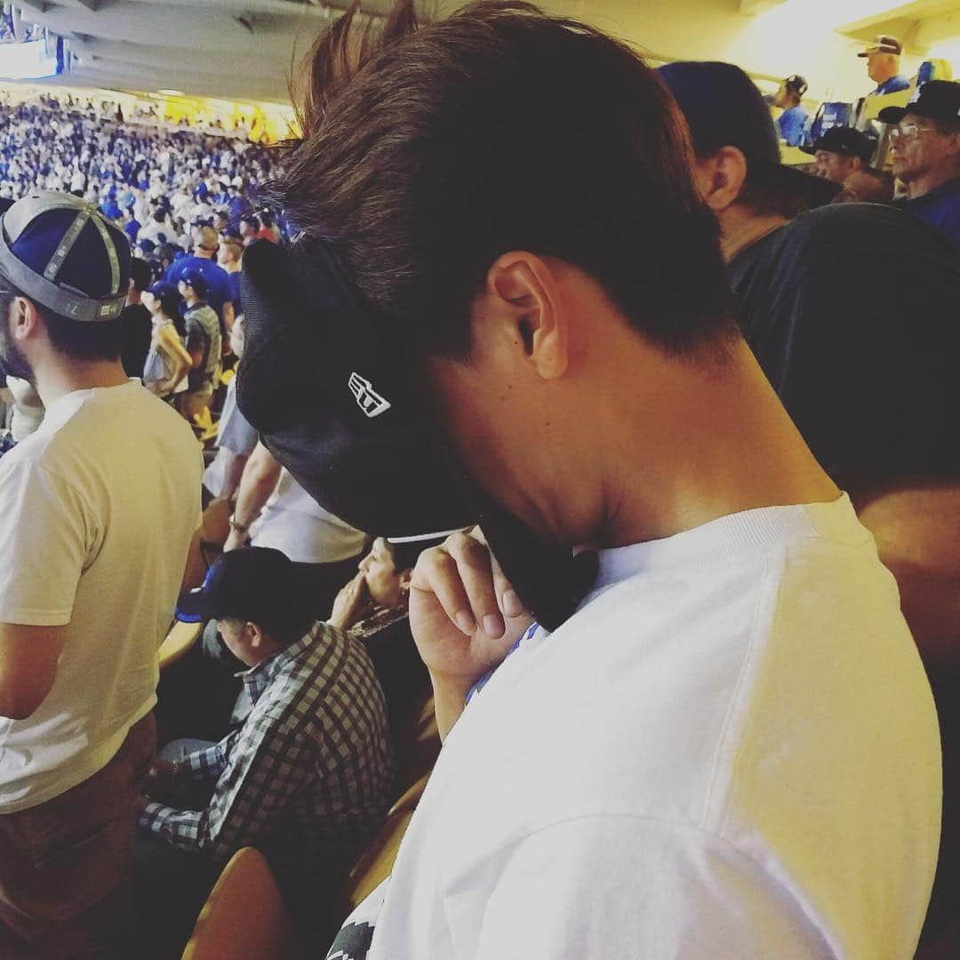 DANNY さんのインスタグラム写真 - (DANNY Instagram)「😢 Good game tho! Go Dodgers!!!! #worldseries #dodgers」10月26日 13時38分 - dannyim