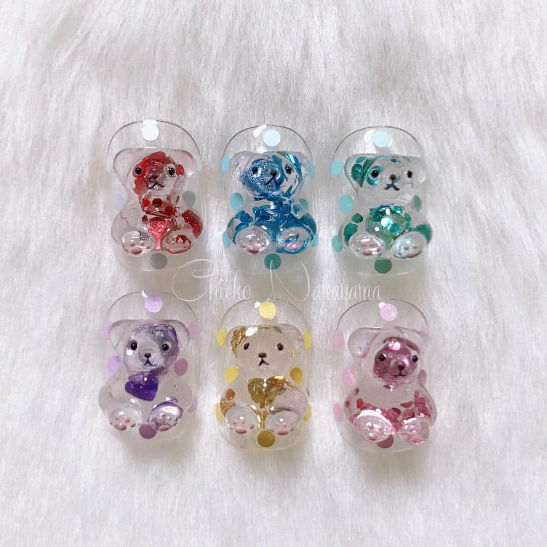 なかやまちえこさんのインスタグラム写真 - (なかやまちえこInstagram)「シェイくま🐻  #nail #nails #nailart #ネイル #美甲 #ネイルアート  #clou #nagel #ongle #ongles #unghia #japanesenailart #アクアネイル #アクアドーム #ドームネイル #シェイクくま #シェイくま #Shakenails #glitternails #Shakeglitter #シェイクネイル #シェイクベア」10月26日 18時55分 - chiekonakayama