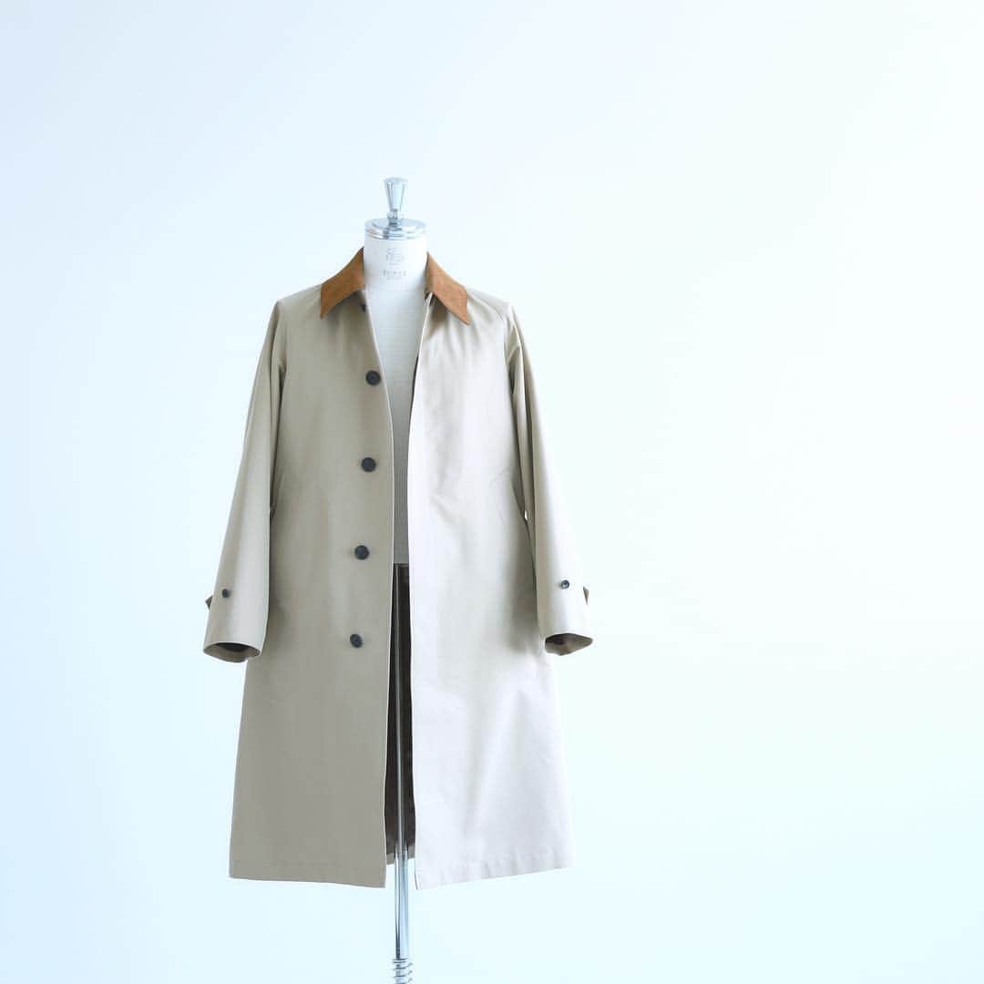 のインスタグラム：「. 【BLUEFLAG×EDIFICE】 “英国的かつ現代のエッセンスを織り交ぜた唯一無二のコート” . Coat:【BLUEFLAG×EDIFICE】¥69,000+tax . #edifice #coat #menscoat #sanyocoat #blueflag #singletrenchcoat #fashion #menswear #mensfashion #mensstyle #menwithclass #menwithstyle #mnswr #mensclothing #mensclothes #dapper #dapperstyle #dapperman #エディフィス #100年コート #100nencoat」