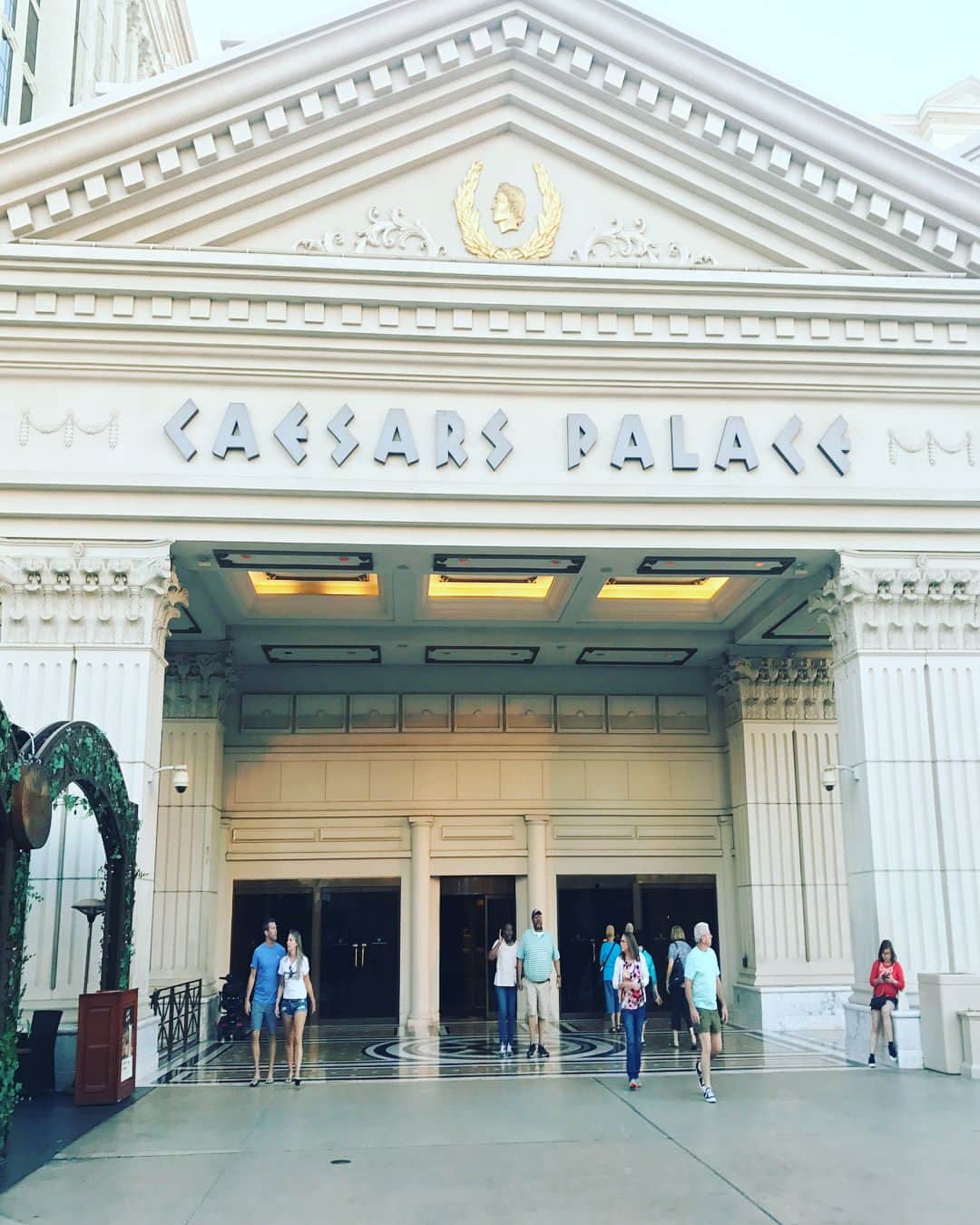 綾部祐二さんのインスタグラム写真 - (綾部祐二Instagram)「At Caesars Palace.」10月27日 14時47分 - yujiayabe