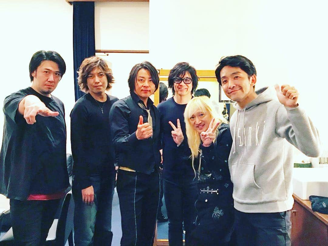 YOKANさんのインスタグラム写真 - (YOKANInstagram)「今宵は 河村隆一 RK 20th Anniversary Action #014 Billboard Live & Blue Note Special  Tour  初日 ビルボードライブ東京 2回ステージ 超、盛り上がって終了❣️ みなさま ありがとうございました…✨ このメンバーで 名古屋大阪も弾けまくります✌️😇🎵 #YOKAN #Live #yokanlive #河村隆一 #福田真一朗 #葉山拓亮 #山口寛雄 #沼澤尚 #ビルボードライブ東京 #billboardlivetokyo #rk #六本木 #instagram #instadaily #笑顔でステキな1日を💓」10月27日 23時44分 - yokanstudio