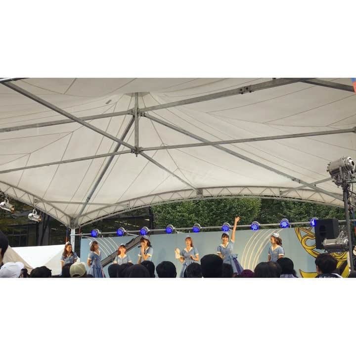 PASSPO☆のインスタグラム：「本日限りのPASSPO☆ withりーちゃん フライトでした✈︎🌐✈︎ 小雨の中応援に来て下さった皆さまありがとうございました！ 暖かくしておかえり下さい☺️ 工芸大学の皆さん、PASSPO☆をゲストに呼んで頂きありがとうございました！！ #PASSPO #ぷちぱすぽ」