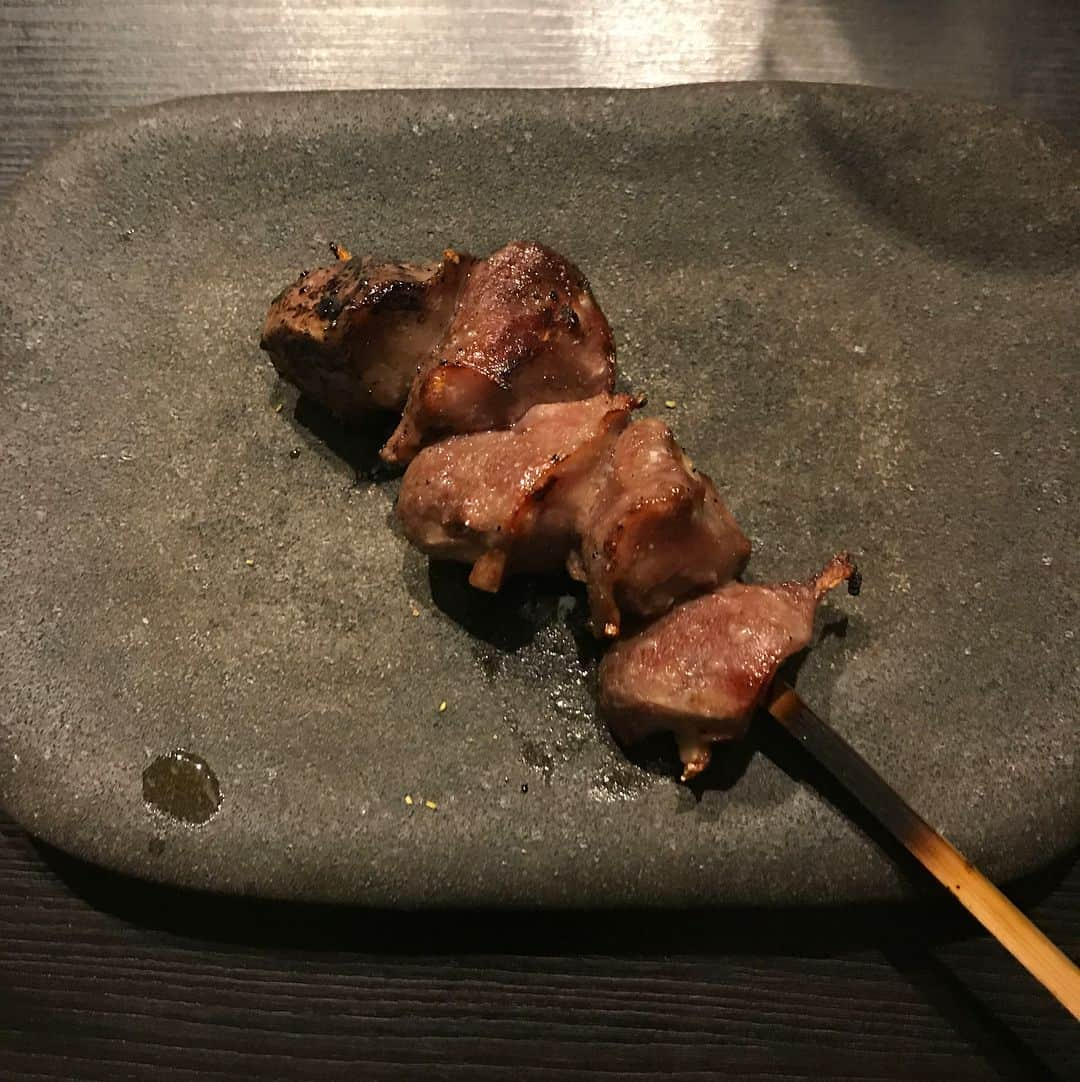 岸川聖也さんのインスタグラム写真 - (岸川聖也Instagram)「焼鳥が大好きです🐓 相変わらずの名店でした😊 ①ささみ②レバー③つくね④せせり⑤ちょうちん⑥手羽先⑦砂肝⑧合鴨⑨皮 #鳥さわ #焼鳥 #亀戸 #ミシュラン #ビブグルマン」10月28日 20時56分 - seiya_kishikawa