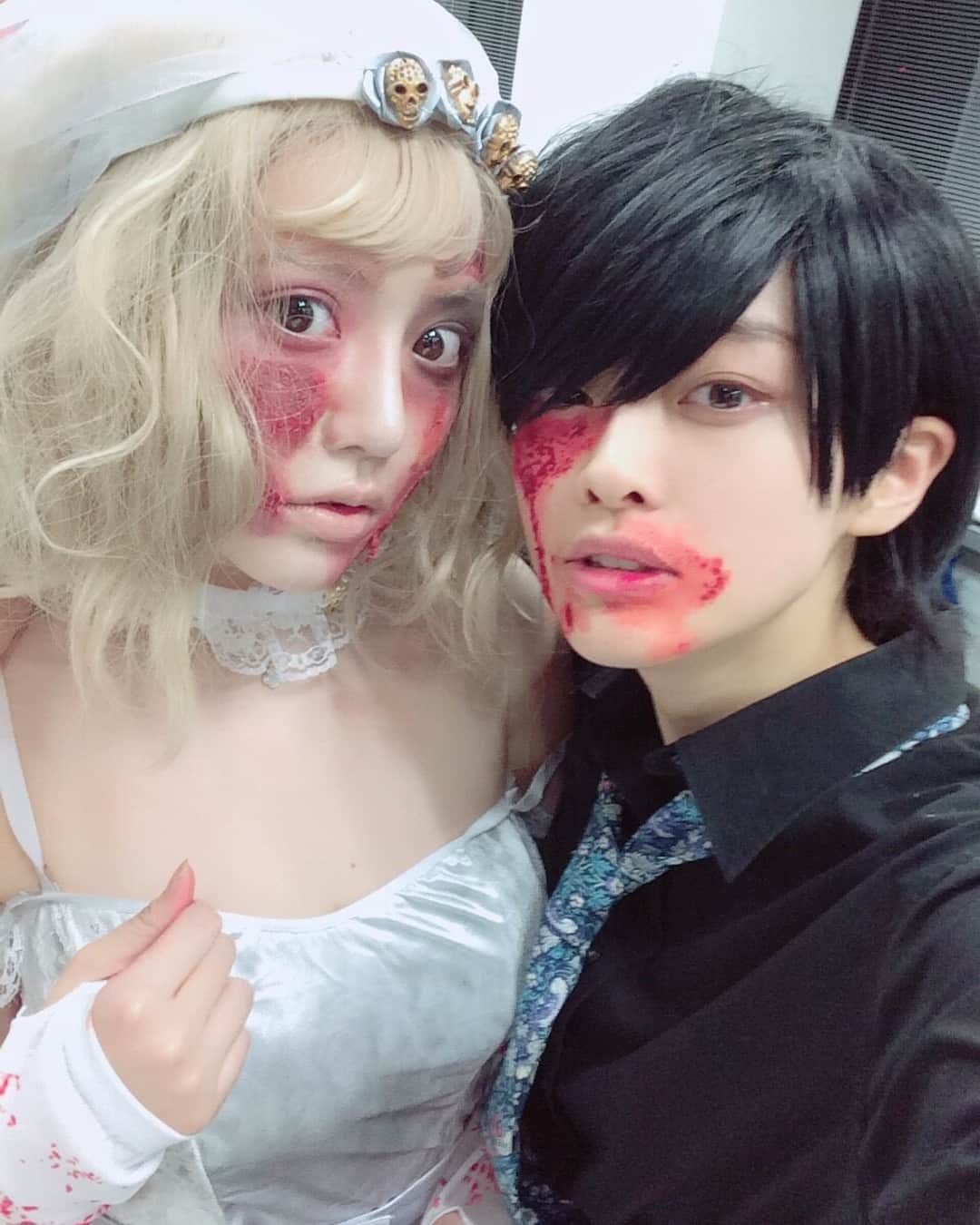 谷亜沙子さんのインスタグラム写真 - (谷亜沙子Instagram)「今週の#ゴチャ はハロウィンでした🎃👻みんな可愛くてクオリティが高くて楽しかったなぁ…♬ 総選挙も面白かった。実はエロそうには驚きました😂笑  来週も#mbs ラジオ#ゴチャまぜ 宜しくお願いします📻✨ #zombie #zombies #zombiemakeup #halloween #ゾンビ花嫁 #l4l #f4f #mbs #radio #할로윈 #할로윈분장 #ゴチャ9」10月29日 9時38分 - asyakodayo