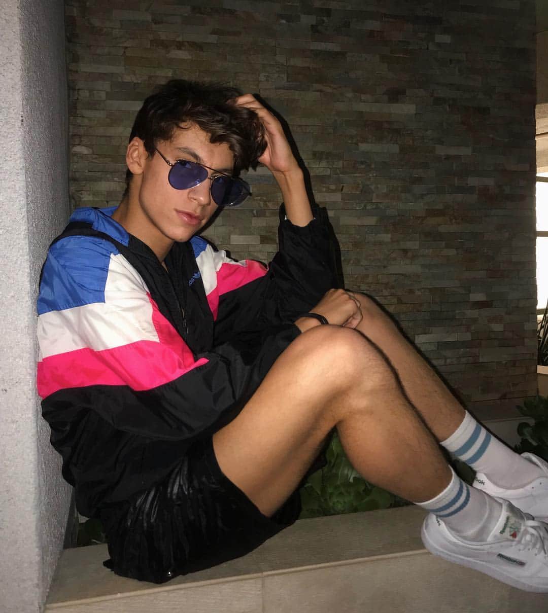 Jack Baranのインスタグラム：「you make my heart sparkle like champagne 💖🥂」