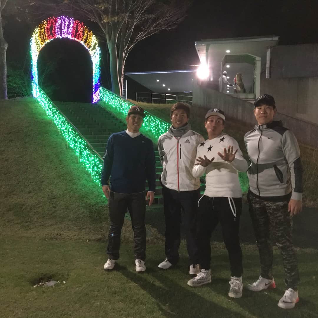 鈴木大地のインスタグラム：「ゴルフからの球団ゴルフ✨ 楽しすぎてずっと笑ってた😂 最後は選手会役員です‼︎ ちゃんと野球の練習もします✊️」