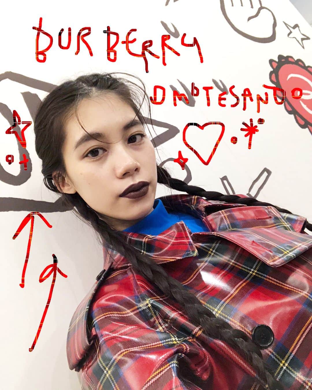 宮本彩菜のインスタグラム：「Thanks for drawing RAMEN FOREVER🍜☺️💋 @dannysangra @burberry #nowthendannysangra」
