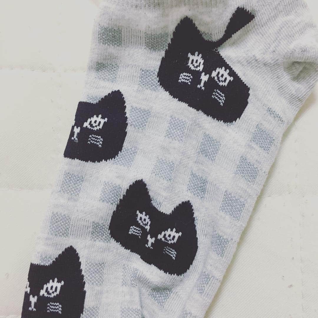 Nao☆ さんのインスタグラム写真 - (Nao☆ Instagram)「かえぽっぽく💖照  靴下。にゃん」11月25日 22時55分 - nao_ngc