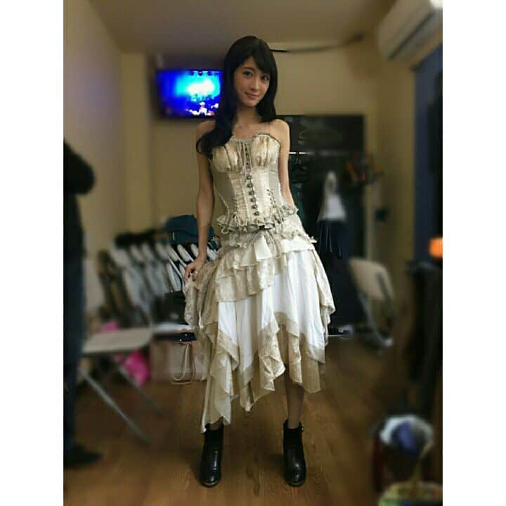 AYASAさんのインスタグラム写真 - (AYASAInstagram)「アニソンカバーナイト🎶(2017.11.23)のお衣装👗✨ 2回目公演ver.その① ・ ・ ・ #ozzonjapan #ozzoneste  #コルセット だけど#楽チン #黒髪ロング #青眼  #Ayasachannel  相変わらず#楽屋ごちゃごちゃしててごめんなさい」11月26日 2時54分 - ayasa_doya