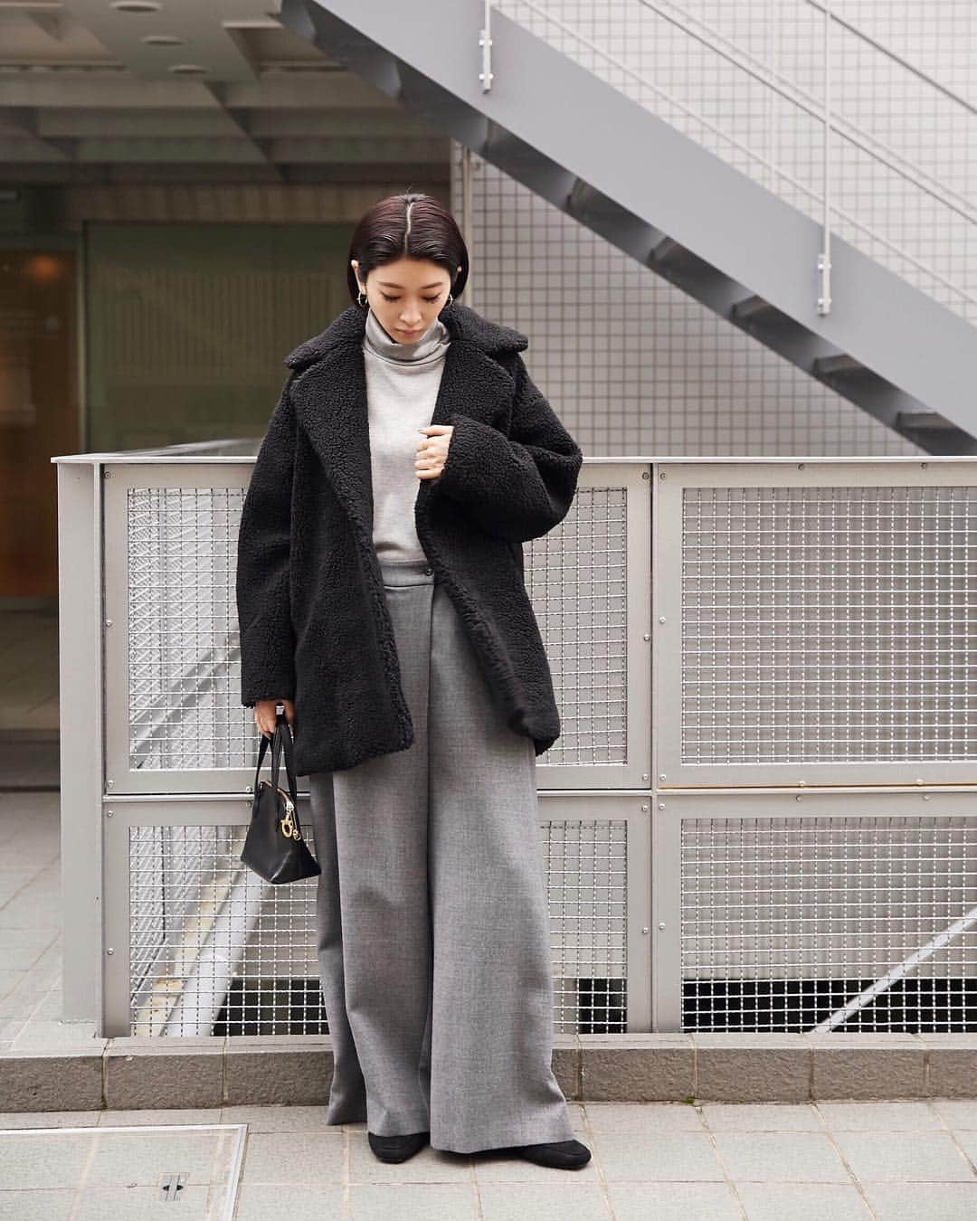 RIM.ARK Long slit cut tops 新品　ブラック　リムアーク RIM.ARK（リムアーク）の「Long slit cut tops（Tシャツ