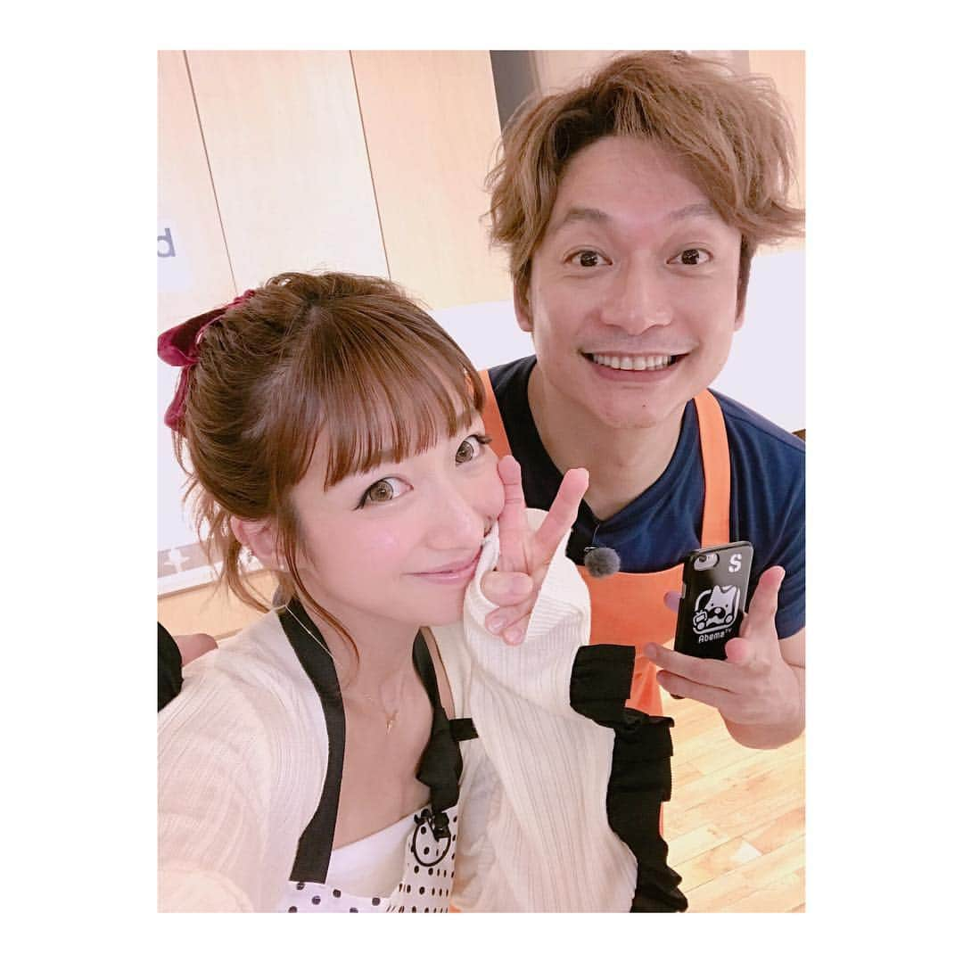 辻希美さんのインスタグラム写真 - (辻希美Instagram)「慎吾ママ♡♡♡ #辻希美 #慎吾ママ #おはー #アベマTV #AbemaTV #72時間 #ホンネテレビ #キャラ弁対決 #稲垣吾郎 さん #草なぎ剛 さん #香取慎吾 さん #市川海老蔵 さん #キャイ～ン さん #momo さん #クックパッド #COOKPAD」11月3日 22時27分 - tsujinozomi_official