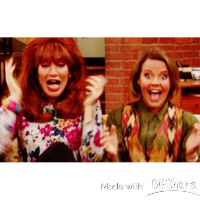 デニズテルリのインスタグラム：「It is almost weekend! Grab ur bestie and get ur Peggy and Marcy on!!! #peggyweek #peggybundy #marcydarcy #denizterli #slingback #designershoes #luxuryfootwear #weekend #rotterdam #istanbul」