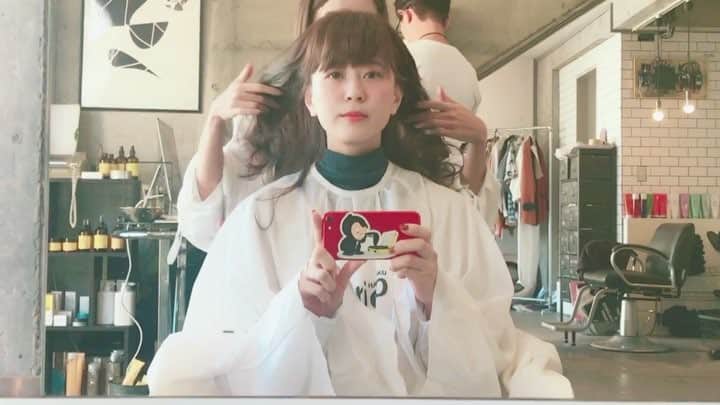 佐野莉子のインスタグラム：「癒しのgrico❤️ #withgirls_jp #withonline_jp #美容室 #美容院 #サロン #サロモ #instagood #instalike #likes #instahair #最先端 #トレンドヘア #原田直美 さん #原宿 #ヘアアレンジ #ヘアカット #grico #グリコ #ロングヘア #セミロング #ロングヘアアレンジ #その1 #iphone #イメチェン #何かが変わった #preppy #ヘアサロン #前髪 #おくれ毛」