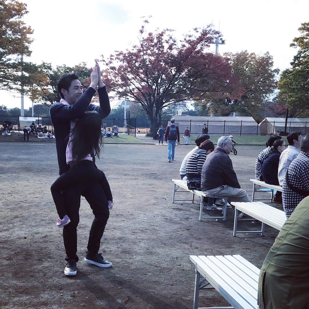 簑島三佳さんのインスタグラム写真 - (簑島三佳Instagram)「お天気が良かったから代々木公園へ行ったら渋フェスしてて チビはとっても楽しめました 淡路島コロッケ美味しかったな #代々木公園 #渋谷フェスティバル #プリキュアショー #lilytube」11月4日 18時23分 - minoshimamika