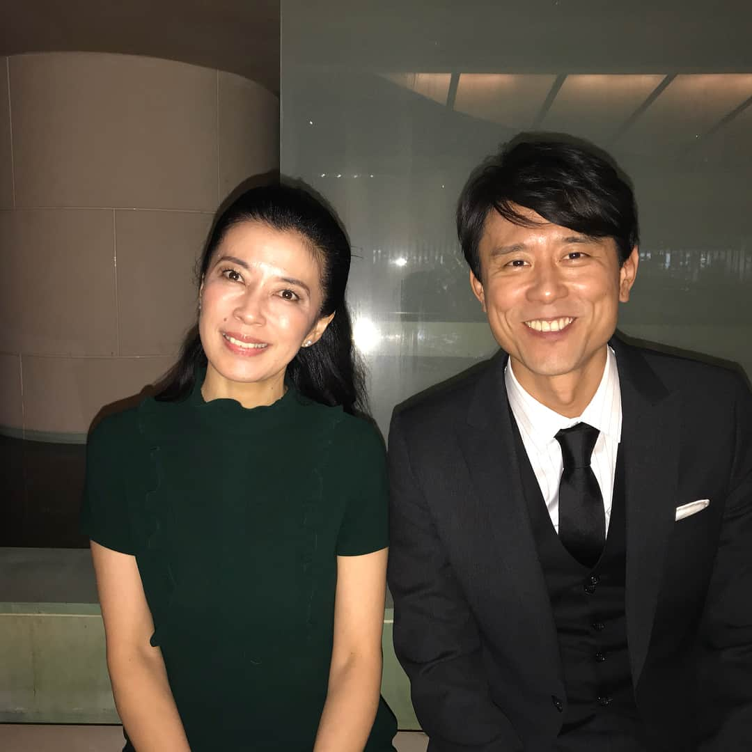 川井郁子さんのインスタグラム写真 - (川井郁子Instagram)「東京国際映画祭で「ミッドナイトバス」のプレミア上映がありました。音楽を担当しました。アルバム「LUNA」の「ミッドナイトロード」がテーマ曲です♪ #東京国際映画祭 #ミッドナイトバス  #原田泰造 #伊吹有喜 #LUNA」11月5日 9時06分 - ikukokawai_vn