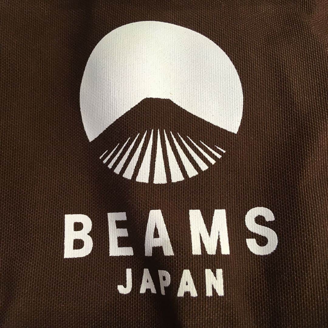 BEAMS JAPANさんのインスタグラム写真 - (BEAMS JAPANInstagram)「＜KOBE ZAC×BEAMS JAPAN＞ 【FUGETSUDO GAUFRE BAG】 ¥3,500+TAX ＜じばさんらんちきびーむす＞ 期間：2017年11月1日（水）～11月28日（火） BEAMS JAPAN 1階 03-5368-7314 #kobezac  #FUGETSUDO #gaufre #神戸ザック  #風月堂 #ゴーフル #beams #beamsjapan #beamsjapan1st」11月7日 16時26分 - beams_japan