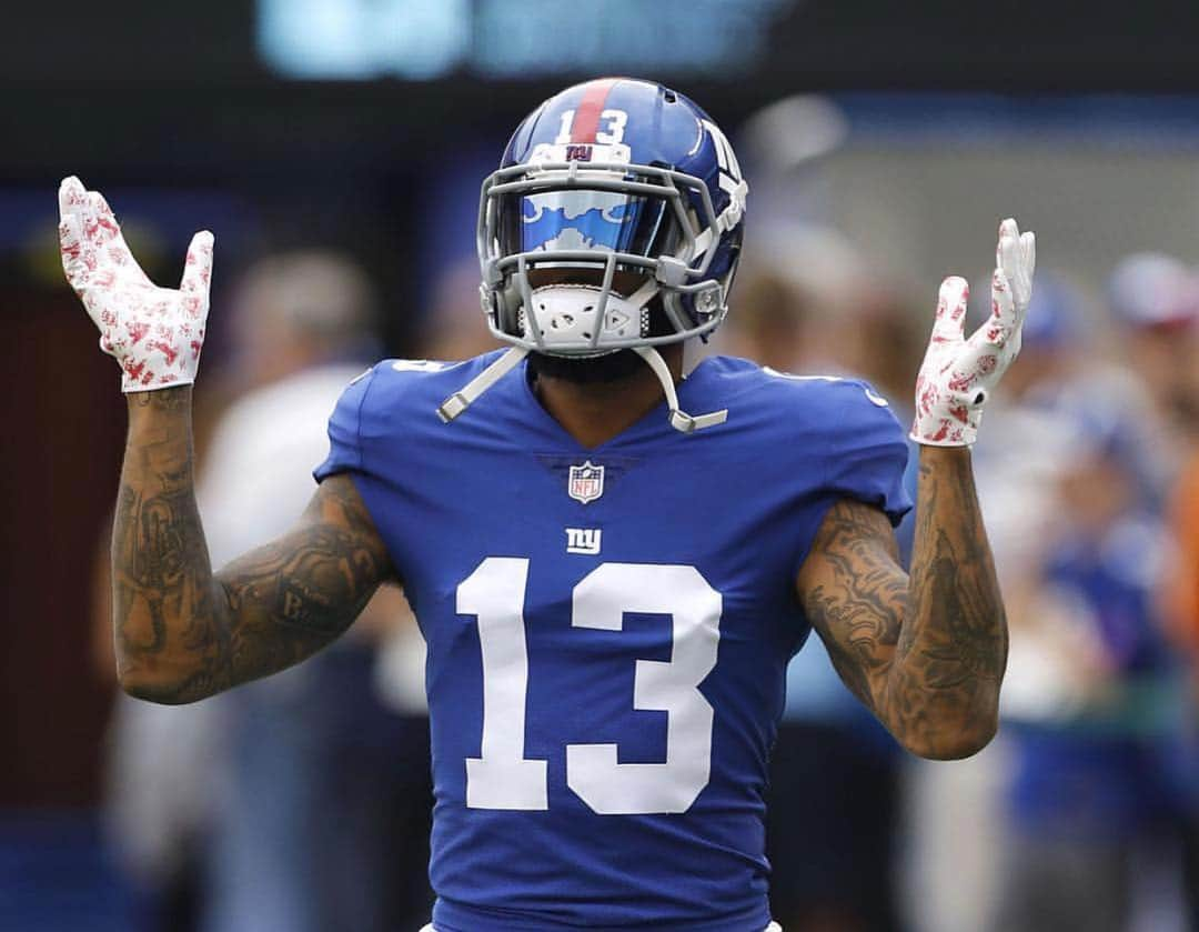 オデル・ベックハン・ジュニアのインスタグラム：「on top ! 🤫  #obj #nygiants #nfl」