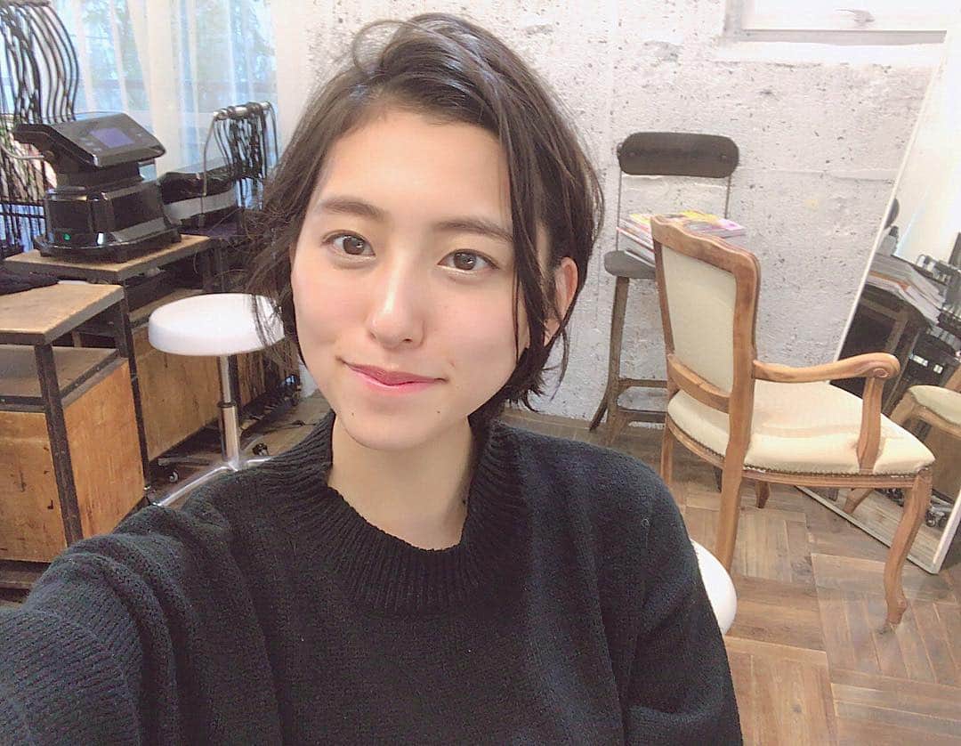 下京慶子さんのインスタグラム写真 - (下京慶子Instagram)「. そういえば髪の毛を切りました。 山本さんの確かな技術、、素晴らしい👏❣️ #haircut #bloc #山本洋史  #ショート #ショートヘア」11月8日 12時38分 - keiko_shimokyo