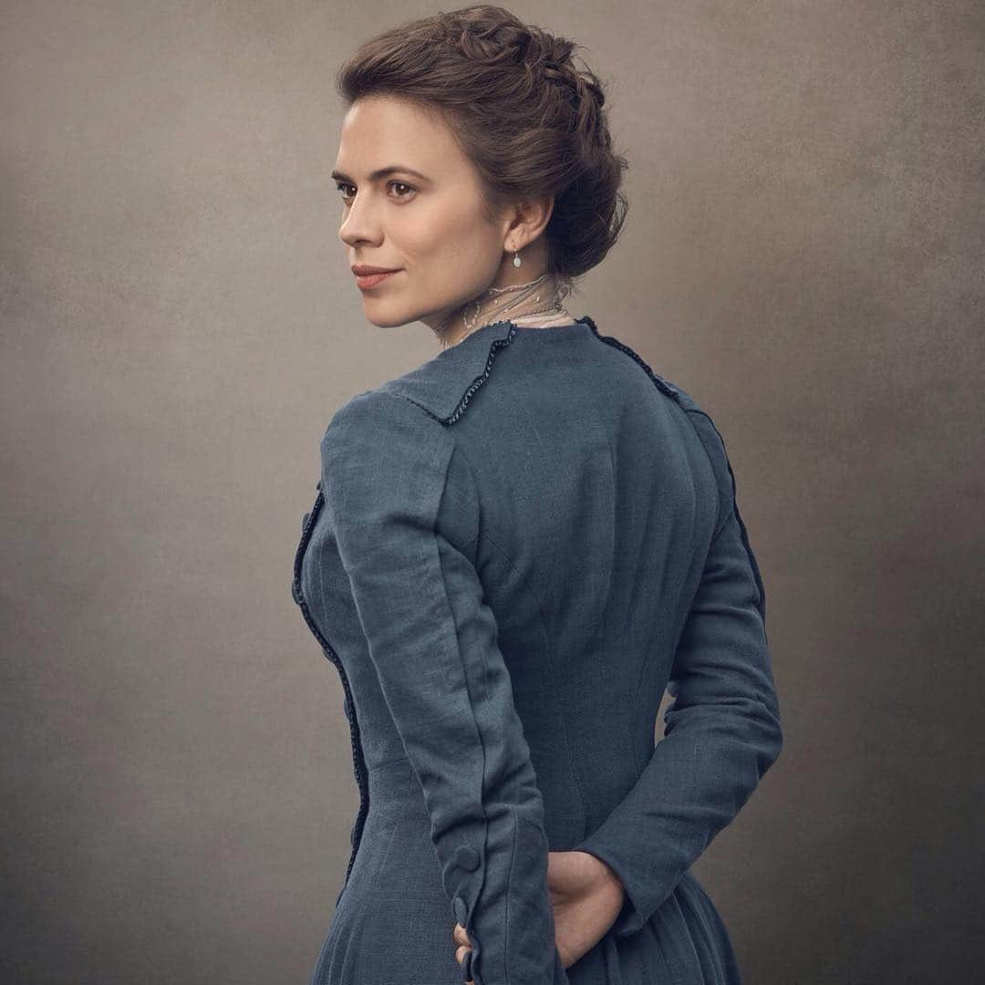 ヘイリー・アトウェルさんのインスタグラム写真 - (ヘイリー・アトウェルInstagram)「Can't wait to see Hayley's portrayal of her 💕 @wellhayley #hayleyatwell #agentcarter #peggycarter #conviction #hayesmorrison #marvel #captainamerica #actress #howardsend #margaretschlegel #photoshoot #photography」11月8日 21時37分 - realhayleyatwell