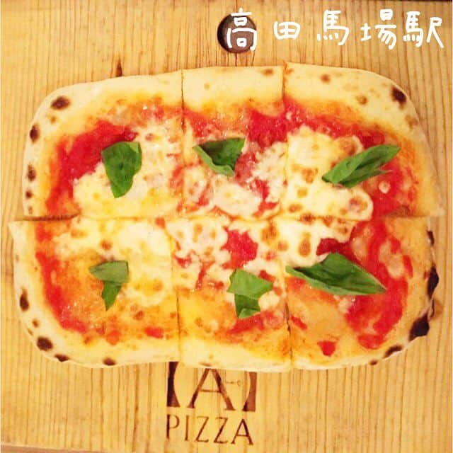 Ateliersさんのインスタグラム写真 - (AteliersInstagram)「🍚 A PIZZA 🍴 比薩專賣店 📍東京都新宿区高田馬場1-33-6　宇都宮ビル１Ｆ 池袋2家、難波1家 🕦11:30～23:00 💸￥700 🏠裝潢簡約乾淨 💁它的比薩都是長方形狀的，味道多樣化 👍價位非常合理，量也不少 👎每個人一定要點一杯飲料 📝點完比薩之後店員會問你要切成2塊4塊6塊還8塊，這些數字切出來的樣子就是這家店的logo 喔！是不是很有創意！大家也可以來吃吃看，請他們切成logo的樣子喔～ http://a-pizza.me/  #ateliers #ateliers #艾塔莉兒高田馬場 #艾塔莉兒 #日本 #東京 #日本美食 #東京美食 #高田馬場 #比薩 #apizza #APIZZA #東京グルメ #ピザ #池袋 #難波 #tokyo #gourmet #food #美味しい #東京必吃 #料理 #推薦美食#피자 #맛집추천 #먹스타그램 #타카다노바바」11月9日 22時13分 - ateliersjpn