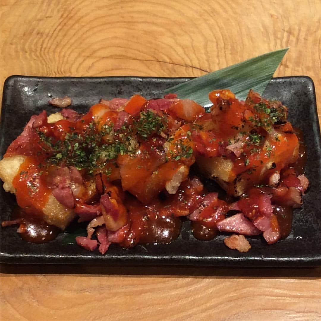 のインスタグラム：「本日の一番人気・焼きもちベーコンです。男女問わず固定ファン多し。 #広島 #立町 #まじめや #炉端焼き #hiroshima #ダブルタップしてください」