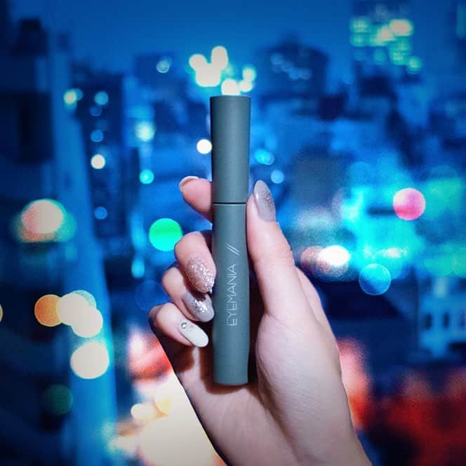 EYEMANIAのインスタグラム：「【WALK with #EYEMANIA 3】 今日の夜は何する？ 今週も頑張った分、これからの時間を楽しもう。 ⠀⠀ Are you ready for Friday night? ⠀⠀ ⠀⠀ #EYEMANIWALK  #🌃 @eyemania01」