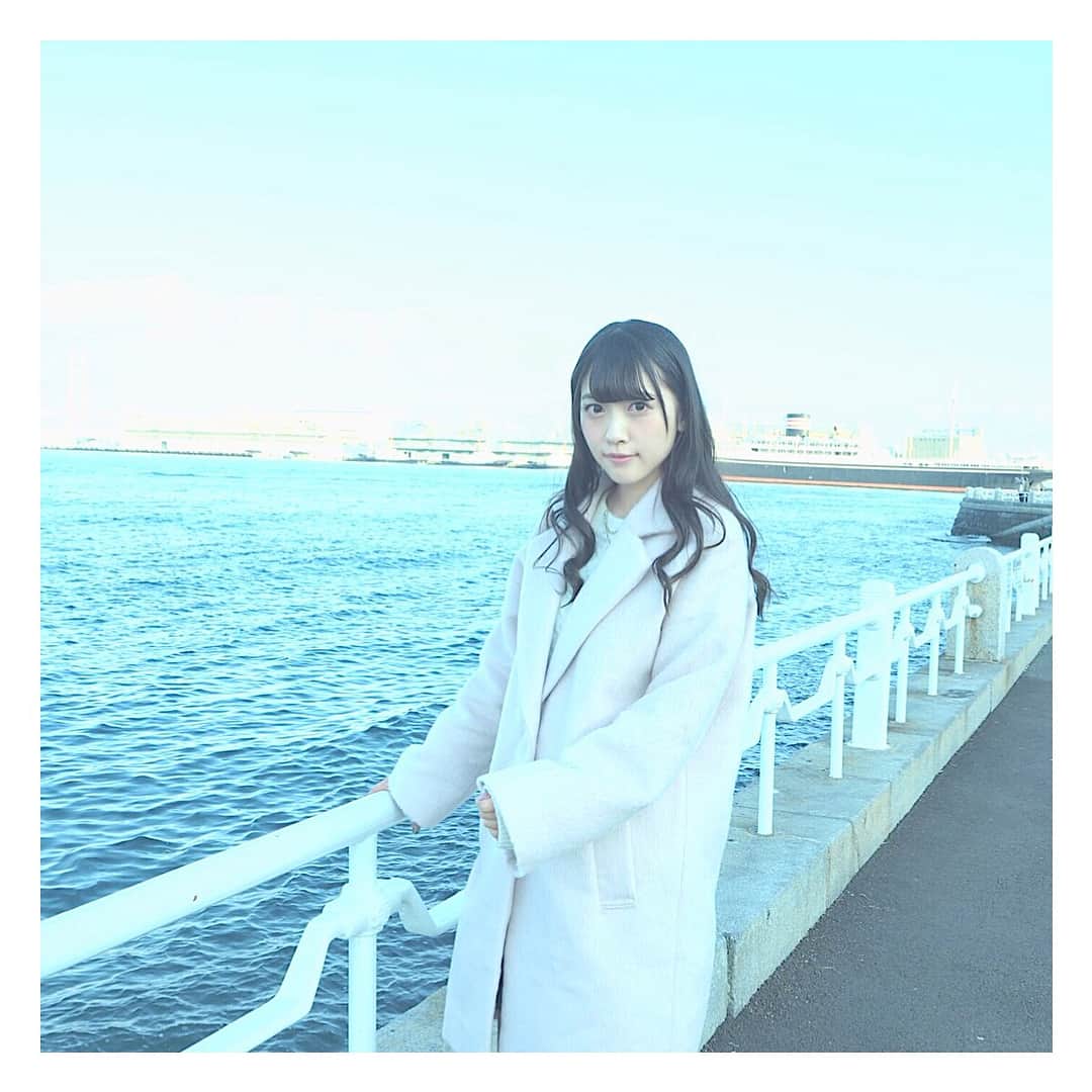 宮島るりかのインスタグラム：「🚢 天気がよかったので横浜いって観光客してきたのでお写真いっぱいとった📷 やっぱ横浜の雰囲気すきだな〜 * #横浜 #みなとみらい  #JAPAN  #가을  #바다  #풍경  #풍경  #얼스타그램」