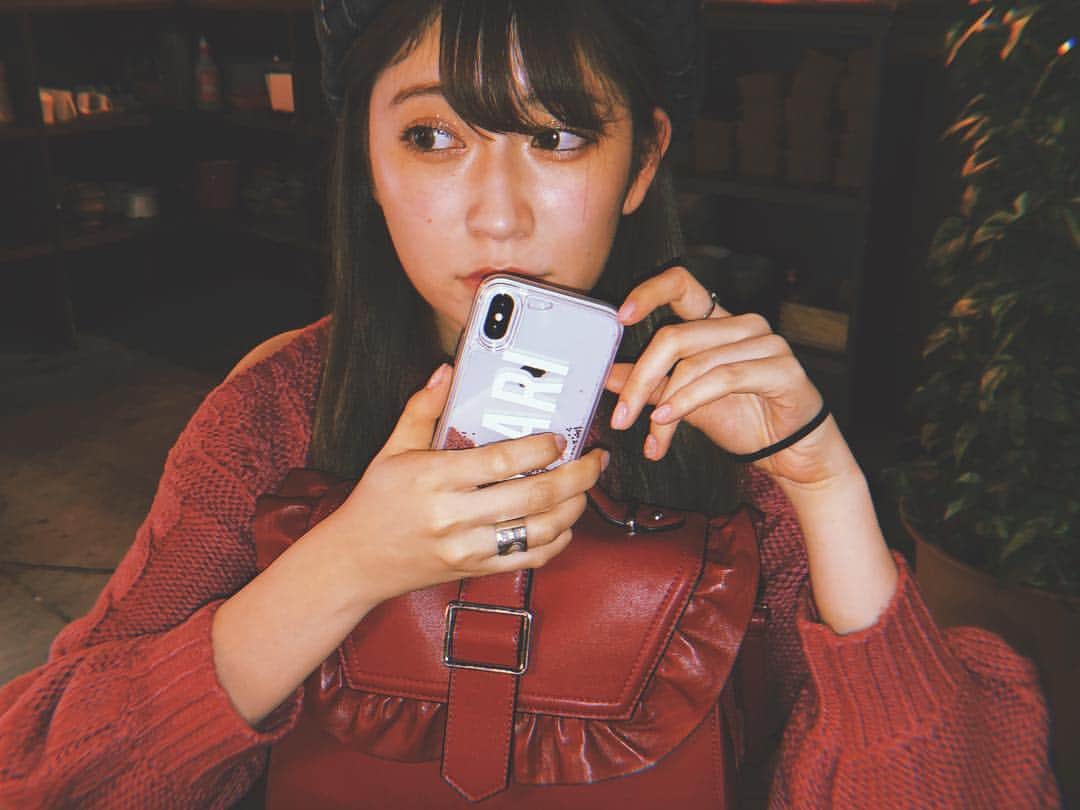 吉田朱里さんのインスタグラム写真 - (吉田朱里Instagram)「iPhoneXのケースは名前入り❤️ . #casetify #iphonex」11月11日 10時03分 - _yoshida_akari