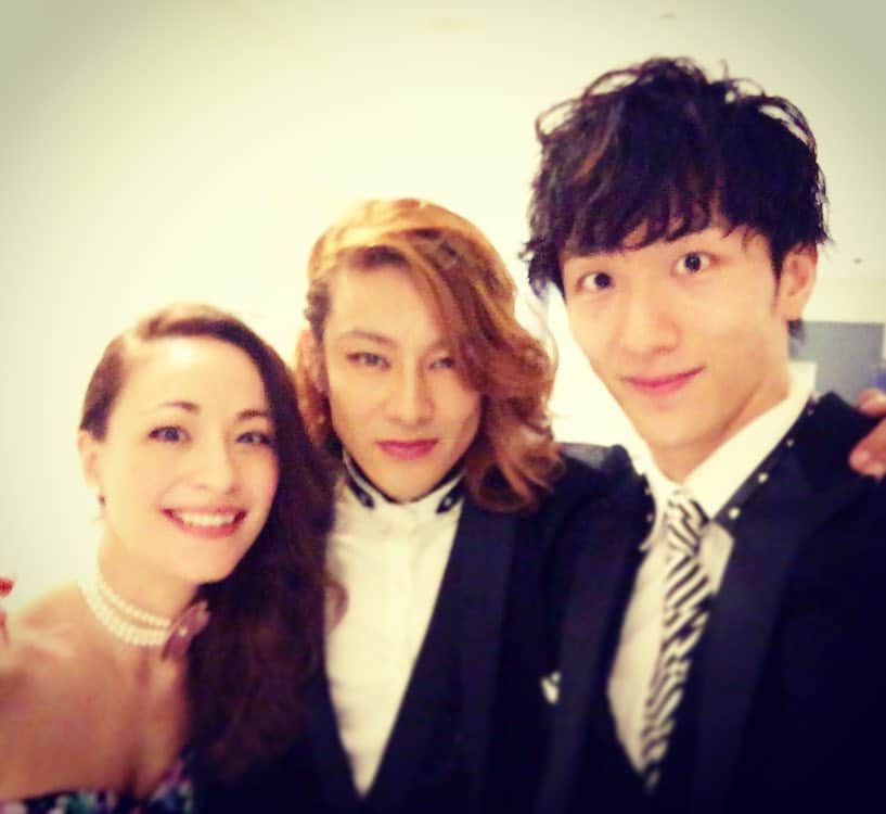 のインスタグラム：「one night dream昼公演、無事に終わりましたー✨楽しめました(o^^o) 二幕頭がタップなので緊張しましたが、、。夜でお終い😭短過ぎる>_< 悔いないように全力で楽しみます！」