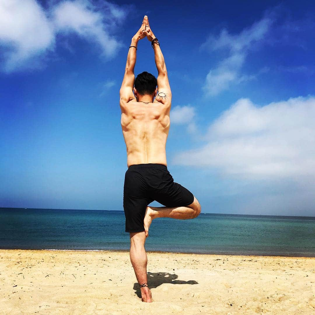 斎藤陽介さんのインスタグラム写真 - (斎藤陽介Instagram)「Get flexible and effective body#yoga#beach#soccer#melborune#メルボルン#summer#tranning#love#follow4follow #follow4followback #like4like #likeforlikes」11月12日 10時27分 - yosuke0407