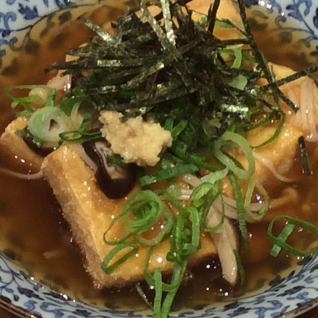 のインスタグラム：「本日のオススメ料理・あんかけ揚げだし豆腐。寒い日にぴったりだったのか、用意した分が完売となりました。ありがとうございます。 #広島 #立町 #まじめや #あったか料理 #完売御礼🙏 #hiroshima #ダブルタップしてください」