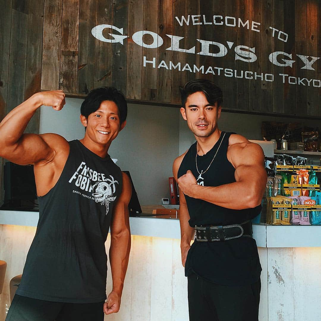 Ethan 佑太 Schellinさんのインスタグラム写真 - (Ethan 佑太 SchellinInstagram)「今日はアジアチャンピオン @hirohisa.hasegawa と肩トレ💪さすがチャンプ今世紀最大のパンプが入りました😃  #asia #fitness #physique #champion #training #hapa #japaneseamerican #diet #アジア王者 #フィジーク #トレーニング #肩トレ #浜松町 #ゴールドジム #ハーフ」11月13日 11時18分 - ethan_yuta_fitness