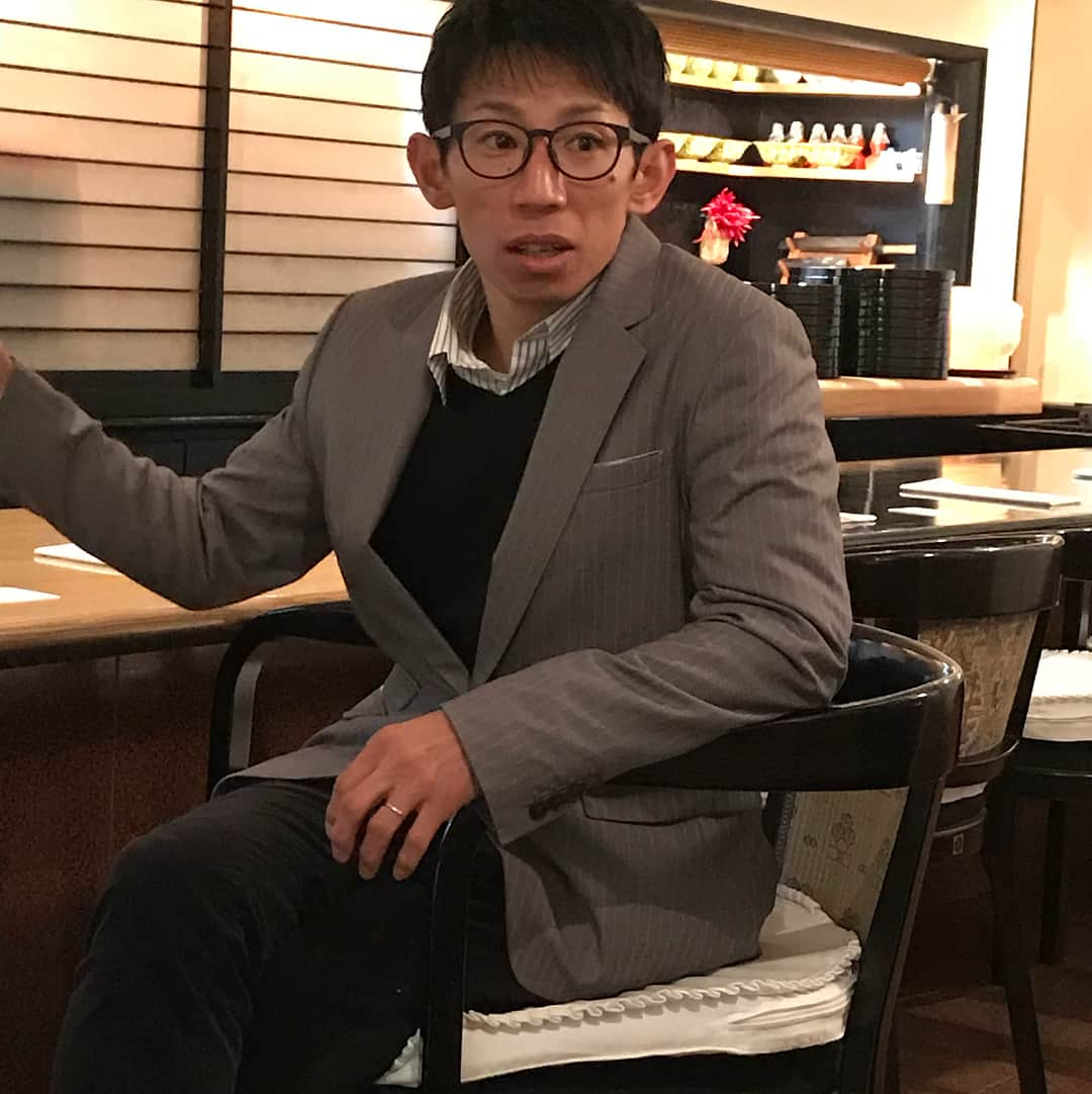 池添謙一さんのインスタグラム写真 - (池添謙一Instagram)「今日はお世話になってる馬主さんのゴルフコンペと食事会がありました⛳️ 中日クラウンズが行われる和合っていうゴルフ場でラウンドしました！ 54.45の99でした😅 超難しかったです💦でも楽しくできました笑笑 その後は会食で楽しく食事をしました😆 今週からまた頑張ります🐴 #角田晃一調教師 #荻野琢真 #池添兼雄 #池添学 #長谷川浩大 #四位洋文」11月13日 22時32分 - kenchan.0723