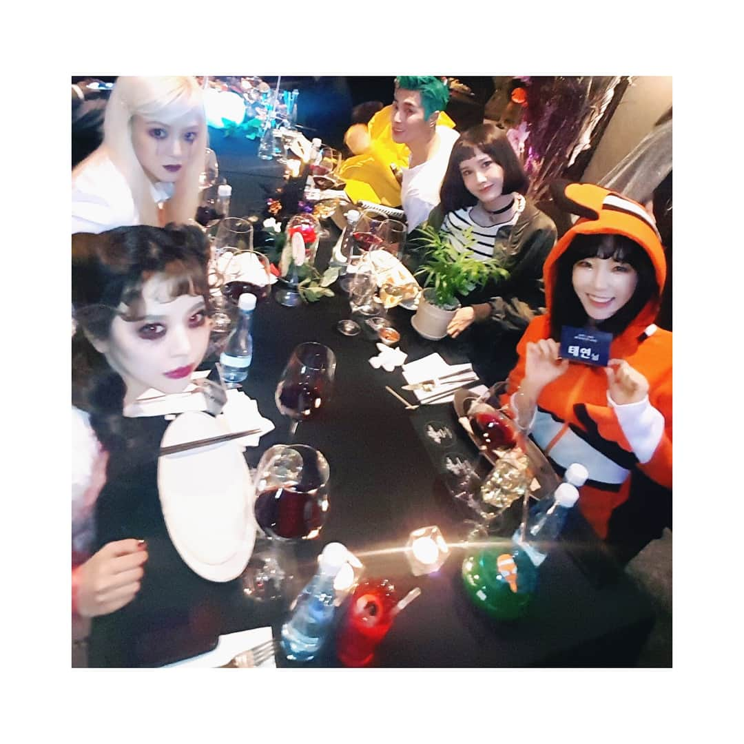 ユナさんのインスタグラム写真 - (ユナInstagram)「#2017 #sm #halloweenparty  #올해는마틸다융  #융스타그램」11月13日 20時37分 - yoona__lim