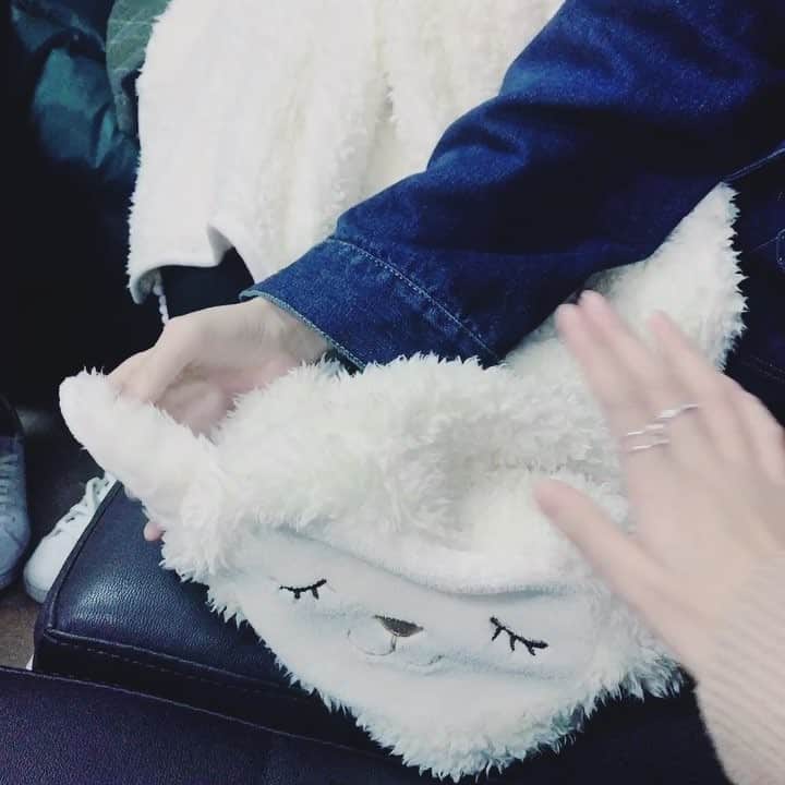 KIKIのインスタグラム：「👀👀👀😀」