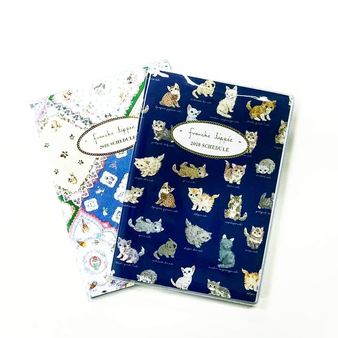 franche lippee officialさんのインスタグラム写真 - (franche lippee officialInstagram)「2018 DIARY  #ダンソンポッシュ #フランシュリッペ #franchelippee  #ダイアリー#diary #2018スケジュール帳 #ノート #note #文具 #ねこ図鑑#2018 #2018手帳#文房具#ねこ#猫#cats」11月15日 17時45分 - franchelippee