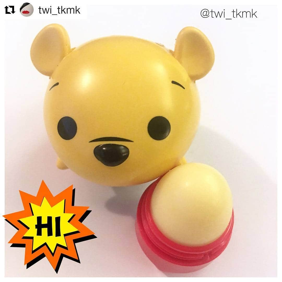 lipsmacker_japanさんのインスタグラム写真 - (lipsmacker_japanInstagram)「#Repost @twi_tkmk (@get_repost) ・・・ 可愛すぎ😍 全米で大好評の #ディズニーツムツム #リップバーム が #日本初上陸 なんですけど  な ん と 💥 #日本限定 で  #Pooh さんが登場 👉 #ツムツム だから上に重ねてタワー連結できちゃう フレーバーは プーさんだから ハニーポット🍯です もちろん✨ #リップスマッカーディズニーツムツム 💁 😍 #lipsmacker s #TSUMTSUM #lipbalm w/flavor #japanesemarket #exclusive  #WinniethePooh  will be released ▶️ Jan 1st pre-sale via online ✨ ©️Disney ©️Disney.Based on the "Winnie the Pooh" works by A.A. Milne amd E.H. Shepard. #instabeauty #beautynews #бьютиновость  #小熊維尼」11月17日 19時49分 - lipsmacker_japan