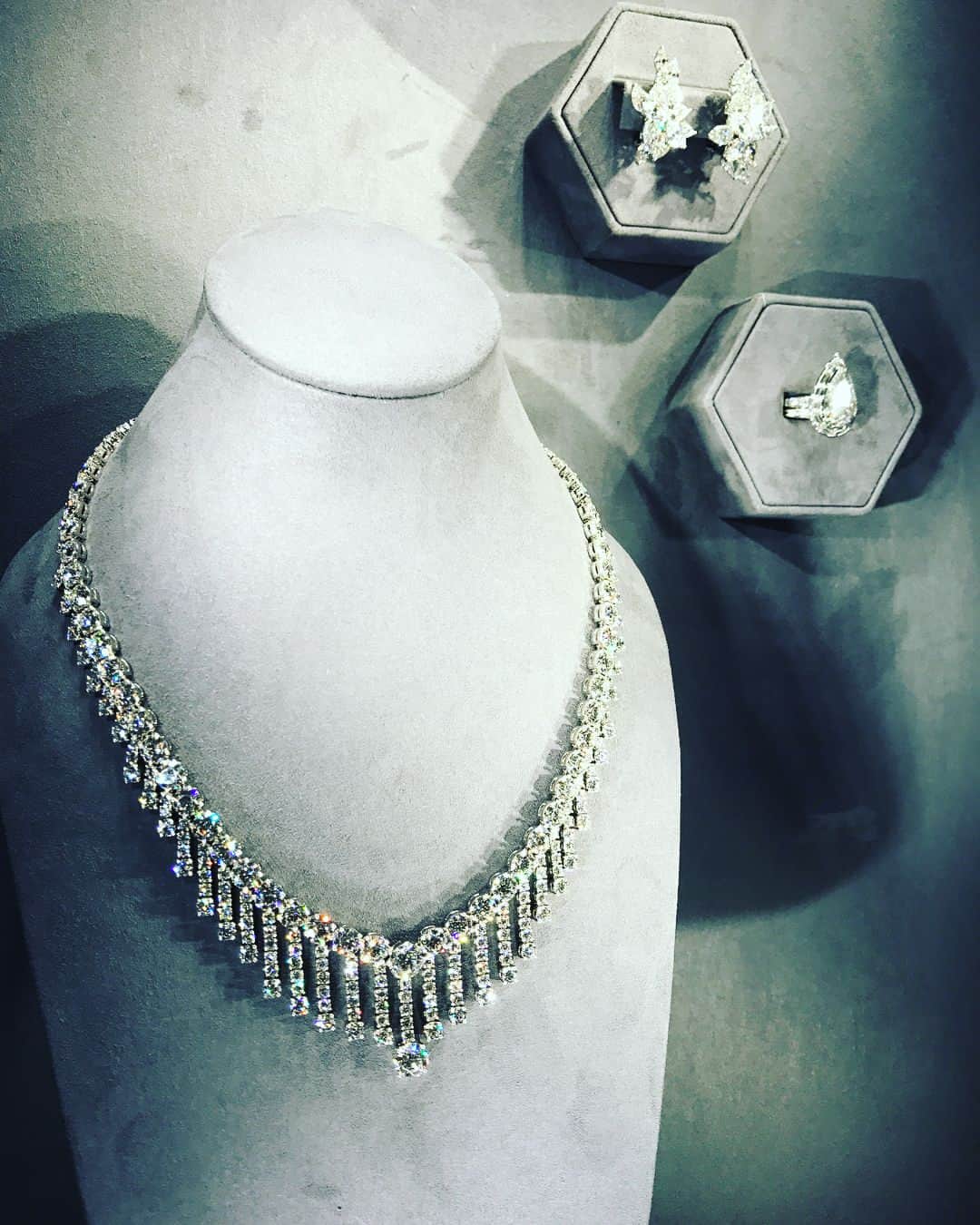 綾部祐二さんのインスタグラム写真 - (綾部祐二Instagram)「So beautiful  at Tiffany & Co New York Flagship Store!」11月18日 14時33分 - yujiayabe