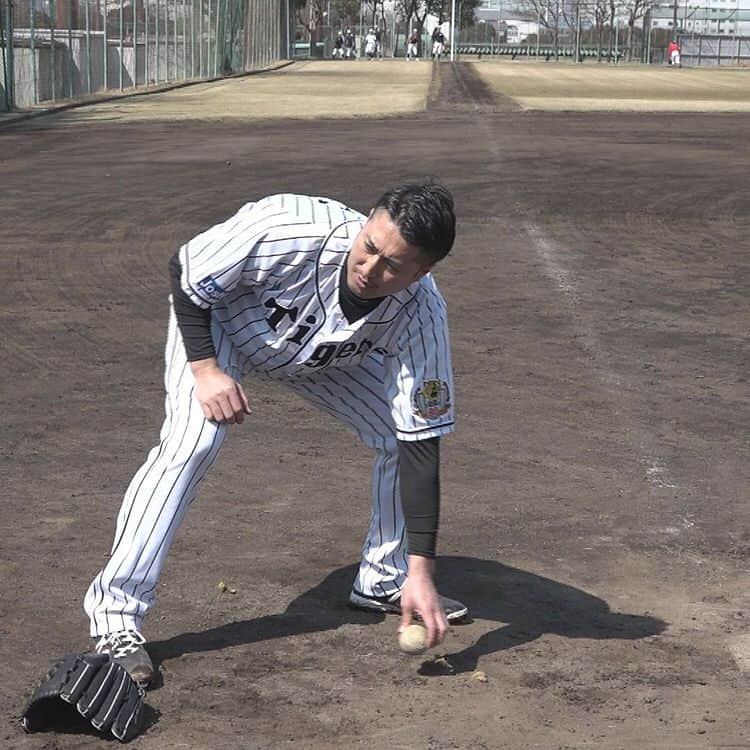 Sporta (スポルタ) のインスタグラム：「. おはようございます! 週末日曜日ですね🙌🏻 今日は ~野球編~ 【 良い回転で投げれる方法 】を 元 #阪神タイガース の #藤田太陽 選手から伝授致します🌈 . 写真や動画等の詳細、続きはSportaアプリから紹介 しています🏅 . ----- Sporuta(スポルタ)の公式アカウントです! Sportaアプリではスポーツ選手、コーチによるトレーニング方や 筋肉トレーニングなど様々な動画を発信しています。 URLからアプリをダウンロードしてみて下さい。 https://www.sportaschool.com/ ----- Sportaアカウントをタグ付けもしくは【#sporta】のハッシュタグを 付けて是非投稿してみて下さい！ ----- #野球 #球児 #野球教室 #日本シリーズ  #野球少年 #草野球 #青年団野球#プロ野球選手 #甲子園 #高校野球  #sports #baseball #baseballclassroom #support  #instsport #igsport #baseballplayer #baseballbear  #softbank #dena  #⚾️ #🎬」